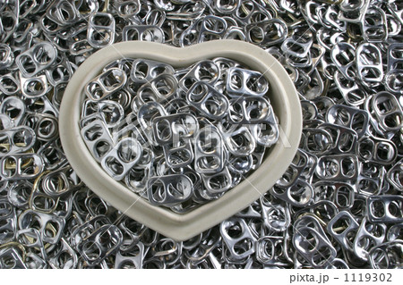 プルタブで車椅子を・・・ プルタブで車椅子を・・・ 1119302