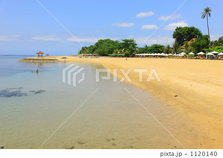 サヌールビーチ 1120140