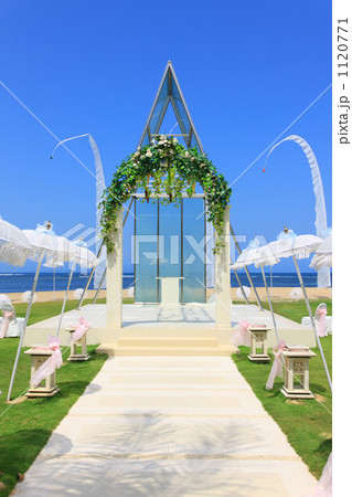 海辺のチャペル 1120771