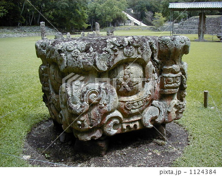 世界遺産　コパン遺跡　ステラ 1124384