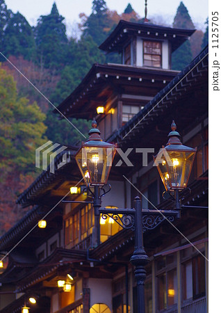 銀山温泉の夜景 銀山温泉の夜景 1125705