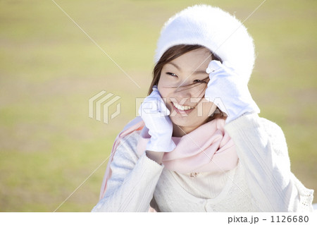 白い帽子の女性 1126680