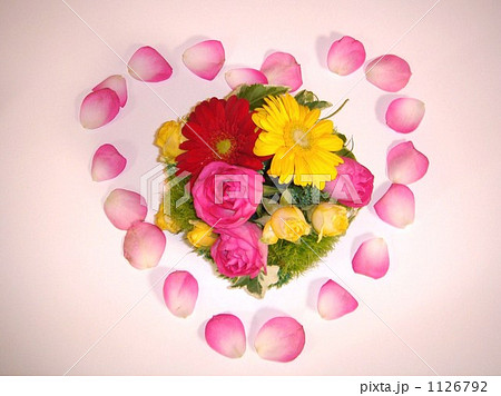 ハートの花びら ハートの花びら 1126792