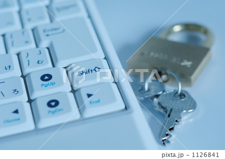 キーボードと鍵 1126841