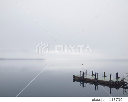 霧の洞爺湖 1137304