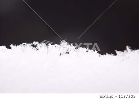 雪の結晶 1137305