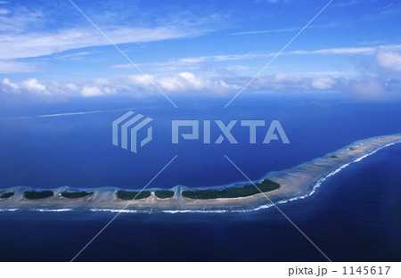 マーシャル諸島の空撮02040104014 マーシャル諸島の空撮02040104014 1145617