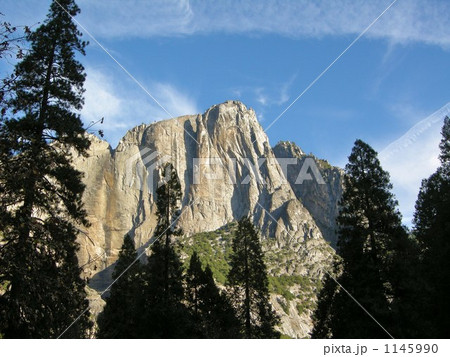 ヨセミテ エルキャピタンの大岩壁 ヨセミテ エルキャピタンの大岩壁 1145990