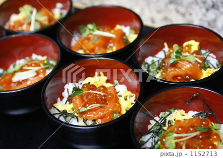 イクラ丼 バイキング イクラ丼 バイキング 1152713