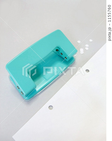 穴あけパンチ 1155760