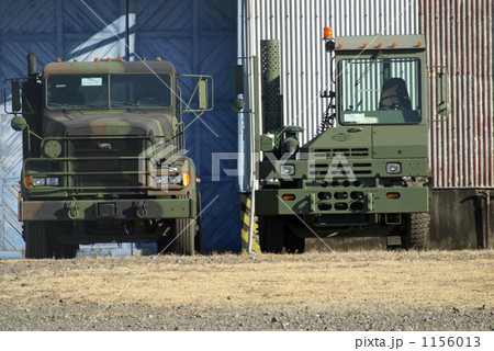 アメリカ陸軍の軍用トラック 1156013