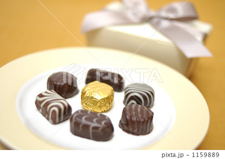 バレンタインデーにチョコレートはいかが？ 1159889