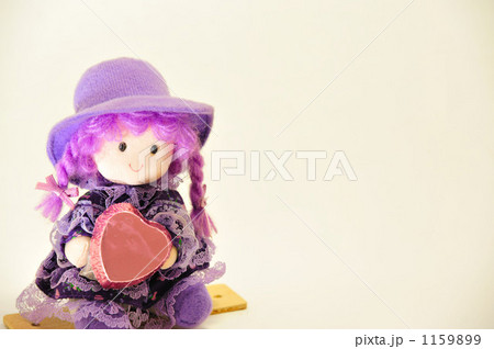 ハートを持った人形 1159899