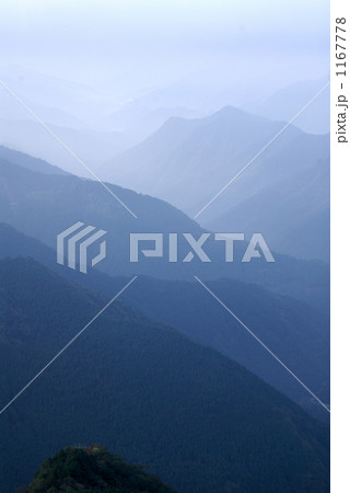 悠久の山並み 1167778