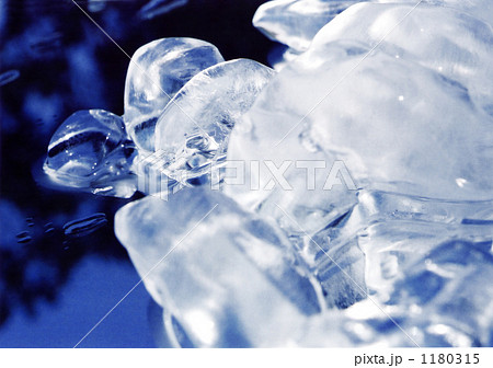 氷 氷 1180315