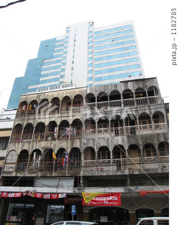 タイの新旧の建物 1182785