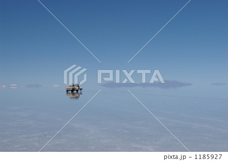 ウユニ塩湖 1185927