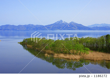 磐梯山と猪苗代湖 磐梯山と猪苗代湖 1186272