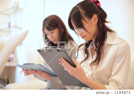 カウンセリングシートの記入 1194873
