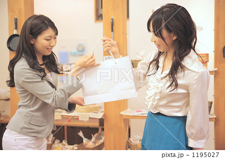 買い物 買い物 1195027