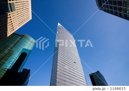 汐留のオフィスビル街 1198655