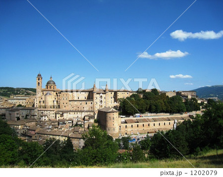 世界遺産　ウルビーノ歴史地区 1202079