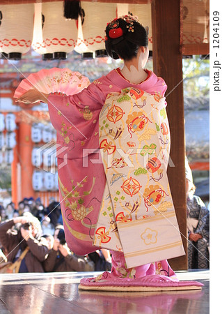 舞妓後姿 1204109