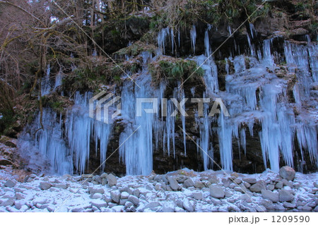 三十槌の氷柱 1209590