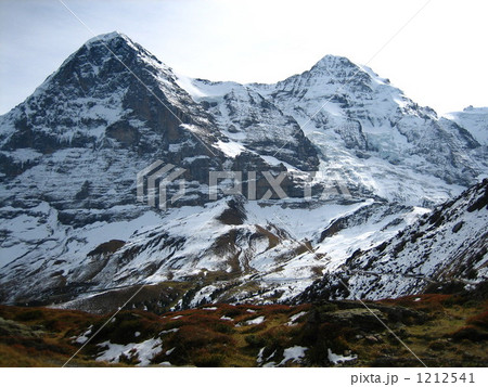 メンヒとアイガー 1212541