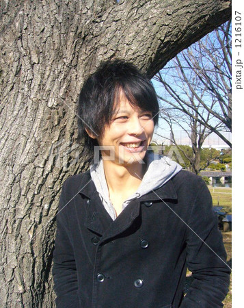 男性 カジュアル 日常 (専門学生 大学生 ポートレート ライフスタイル 社会人) 男性 カジュアル 日常 (専門学生 大学生 ポートレート ライフスタイル 社会人) 1216107