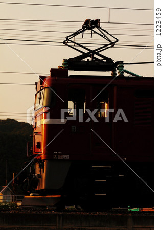 2009年5月30日　信越本線　安中 EF81 1223459