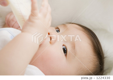 1224330