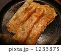 人気の棒餃子 1233875