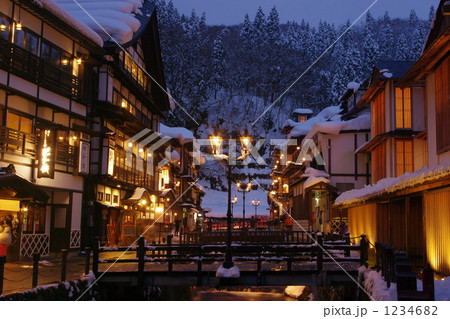 冬の銀山温泉 1234682