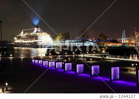 飛鳥Ⅱと象の鼻パーク 1244127