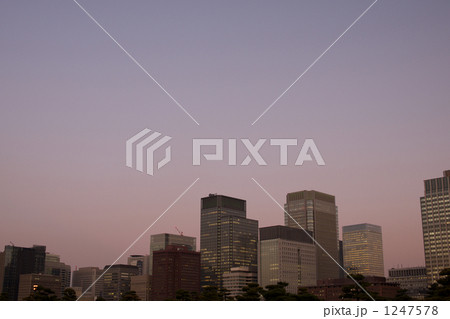 丸の内をのぞむ 1247578