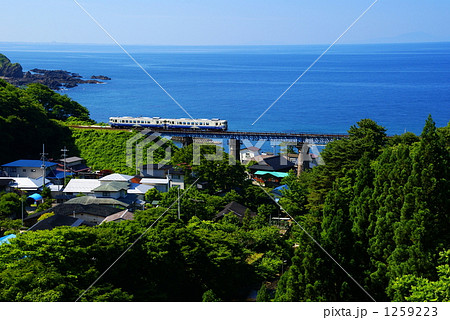 五能線とローカル列車 1259223