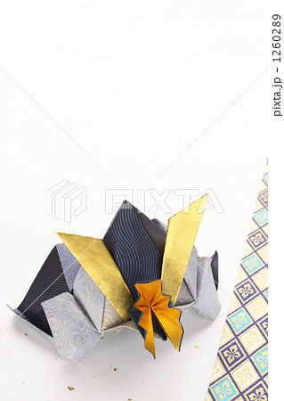 端午の節句・兜02タテ 1260289