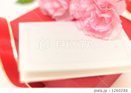 母の日にカーネーションに言葉を添えて。 1260298