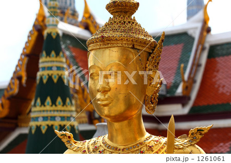 タイ王国　バンコク　王宮（グランドパレス）のギンナラー 1261061