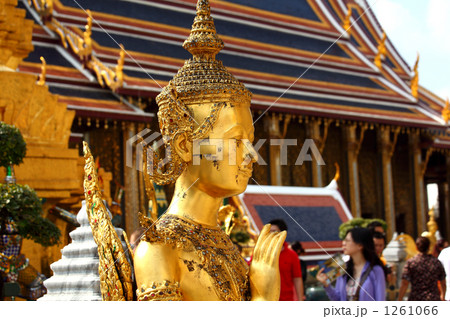 タイ王国　バンコク　王宮（グランドパレス）のギンナラー 1261066