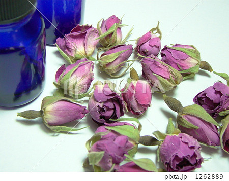 エッセンシャルオイル 1262889