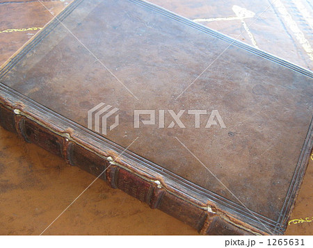 300年前の歴史の本 1265631