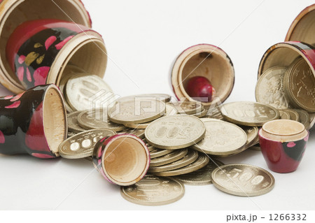 マトリョーシカから５００円硬貨 1266332