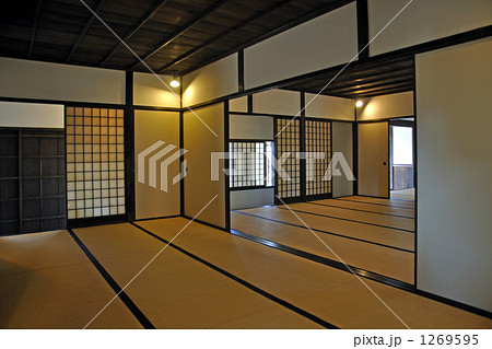 岩槻散歩・遷喬館 1269595
