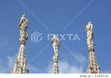 ミラノの聖者 1288516