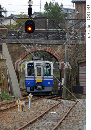 鉄道　私鉄・えちぜん鉄道三国湊駅 1291448