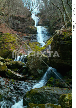 早春の三段の滝 1294787