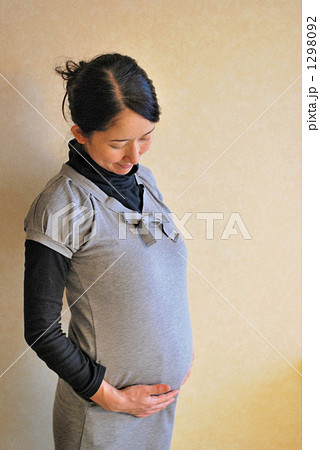 妊婦 1298092