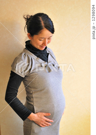 妊婦 1298094